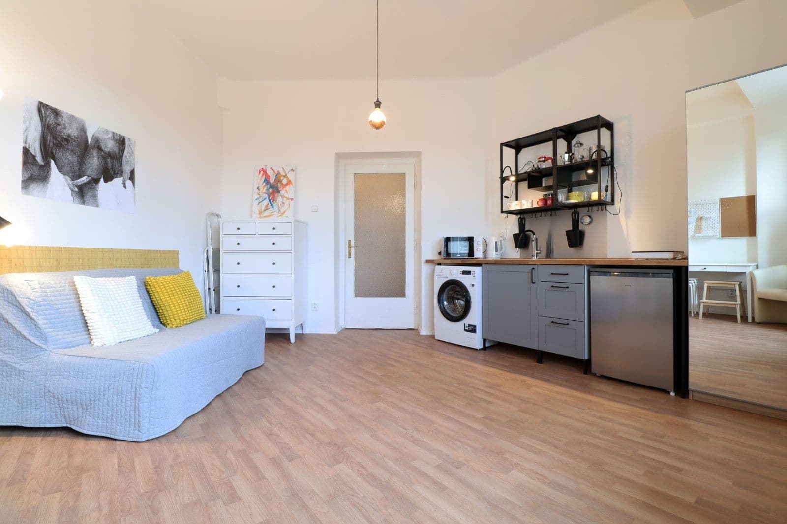 Pronájem bytu 1+kk 21 m², Sportovní, Praha, Praha Pronájem bytu 1+kk 21 m², Sportovní, Praha, Praha