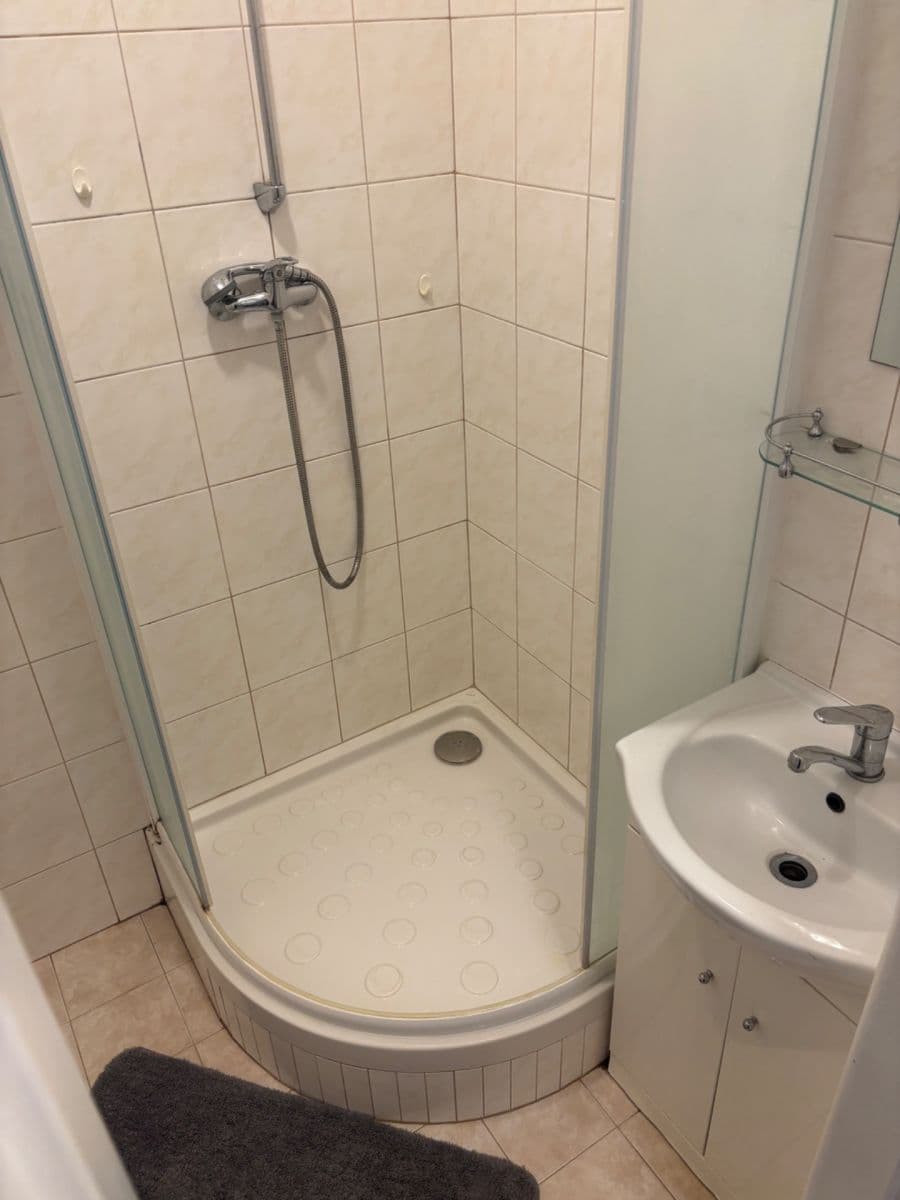 Pronájem bytu 2+1 54 m², Oldřicha Wenzla, Mělník, Středočeský kraj Pronájem bytu 2+1 54 m², Oldřicha Wenzla, Mělník, Středočeský kraj