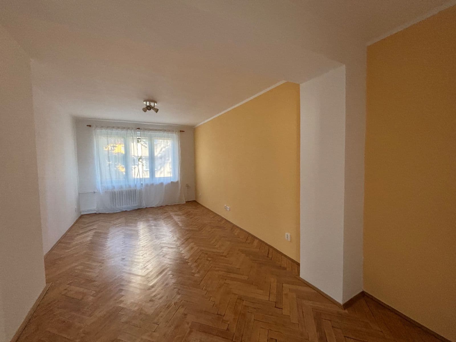 Pronájem bytu 2+1 54 m², Oldřicha Wenzla, Mělník, Středočeský kraj Pronájem bytu 2+1 54 m², Oldřicha Wenzla, Mělník, Středočeský kraj