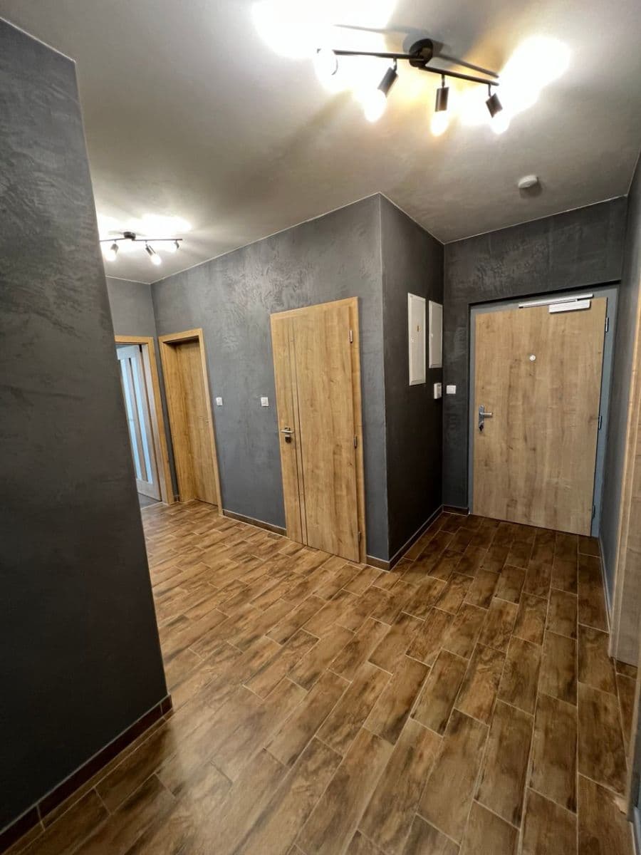 Pronájem bytu 3+kk 85 m², Učňovská, Praha, Praha Pronájem bytu 3+kk 85 m², Učňovská, Praha, Praha