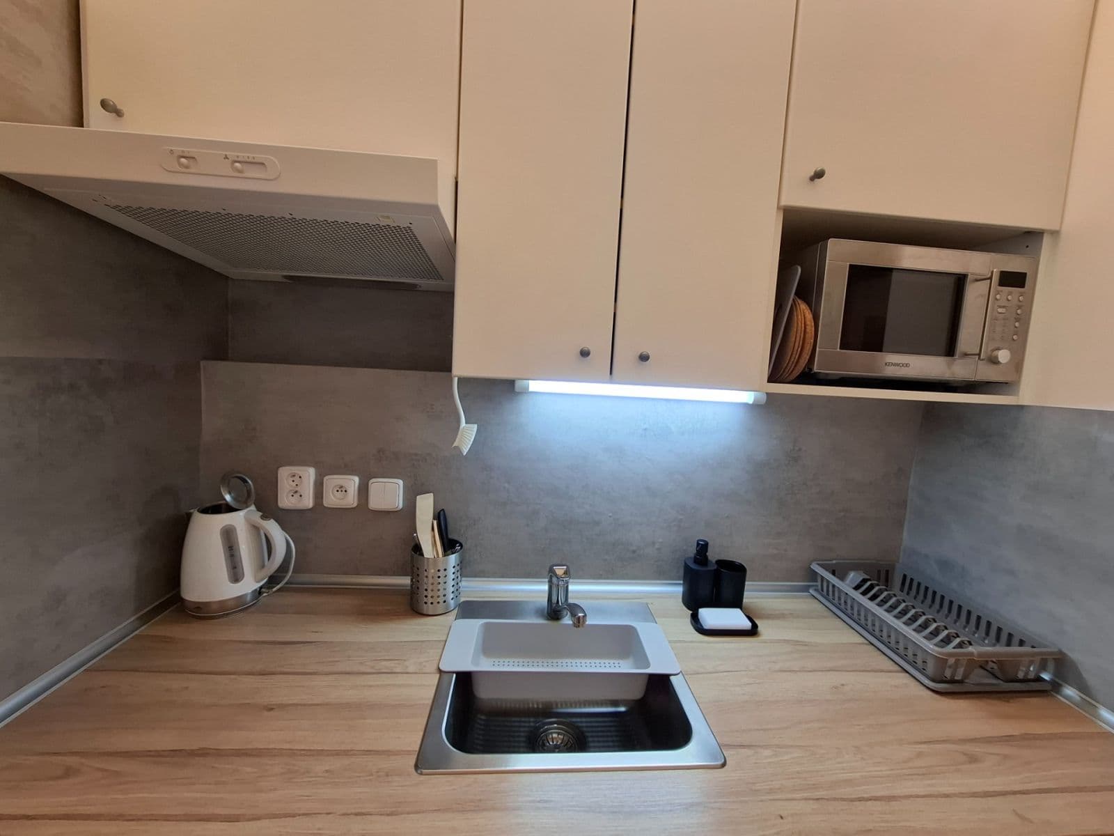 Pronájem bytu 1+kk 28 m², Palackého třída, Brno, Jihomoravský kraj Pronájem bytu 1+kk 28 m², Palackého třída, Brno, Jihomoravský kraj