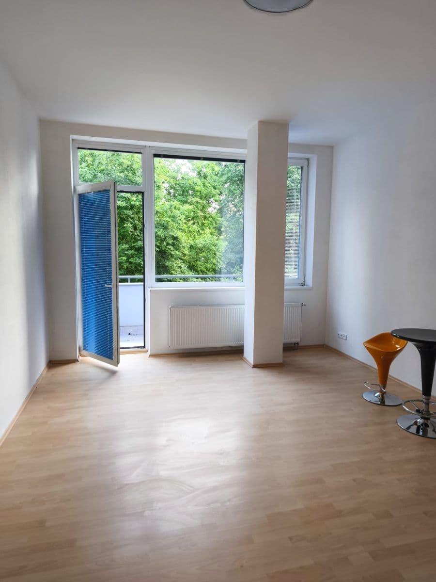 Pronájem bytu 1+kk 33 m², Kudrnova, Praha, Praha Pronájem bytu 1+kk 33 m², Kudrnova, Praha, Praha