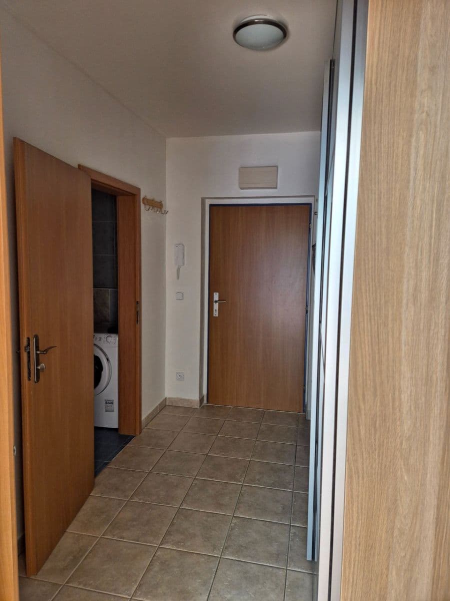 Pronájem bytu 1+kk 33 m², Kudrnova, Praha, Praha Pronájem bytu 1+kk 33 m², Kudrnova, Praha, Praha