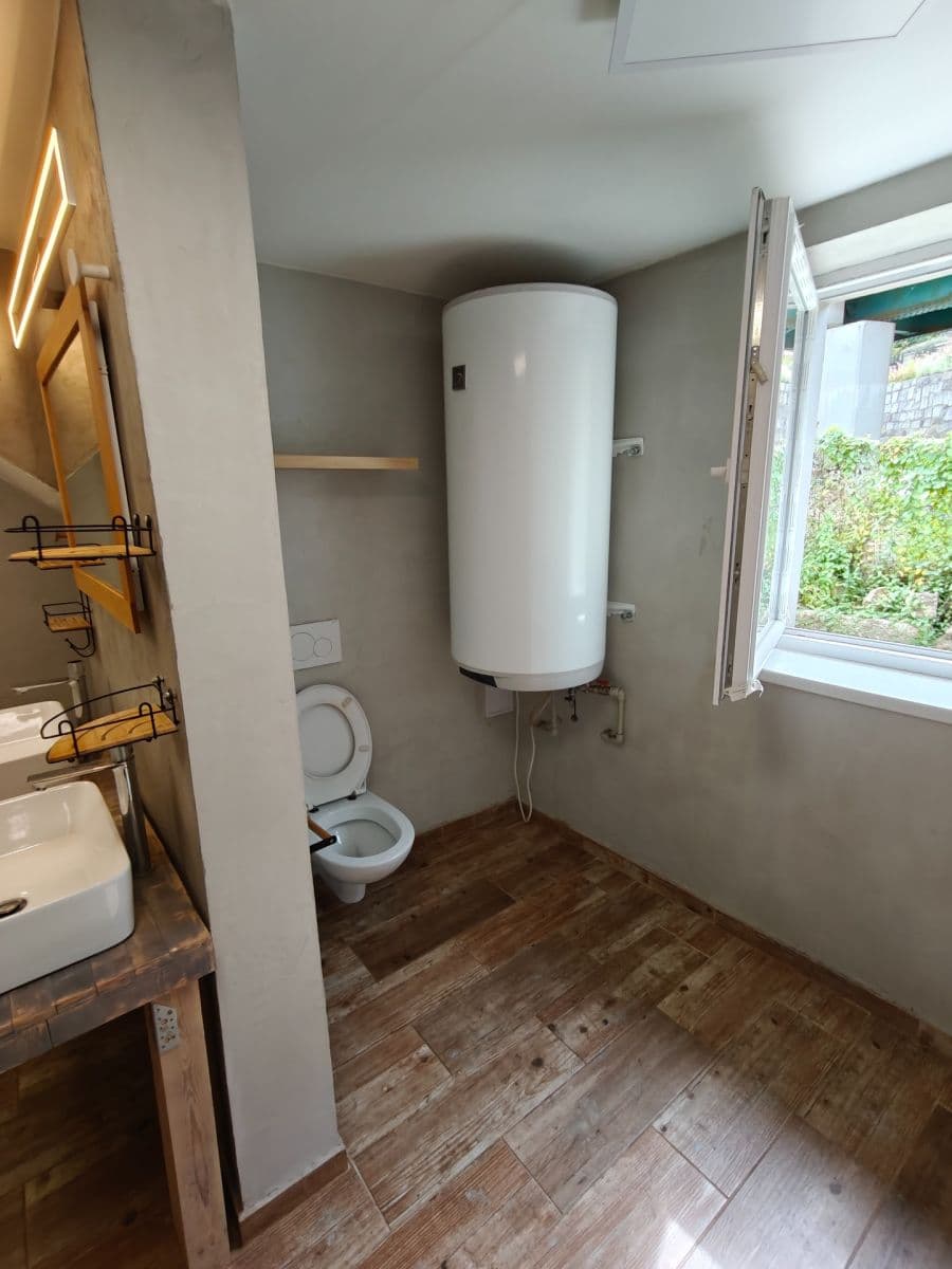 Pronájem bytu 3+kk 90 m², U Šamotky, Liberec, Liberecký kraj Pronájem bytu 3+kk 90 m², U Šamotky, Liberec, Liberecký kraj