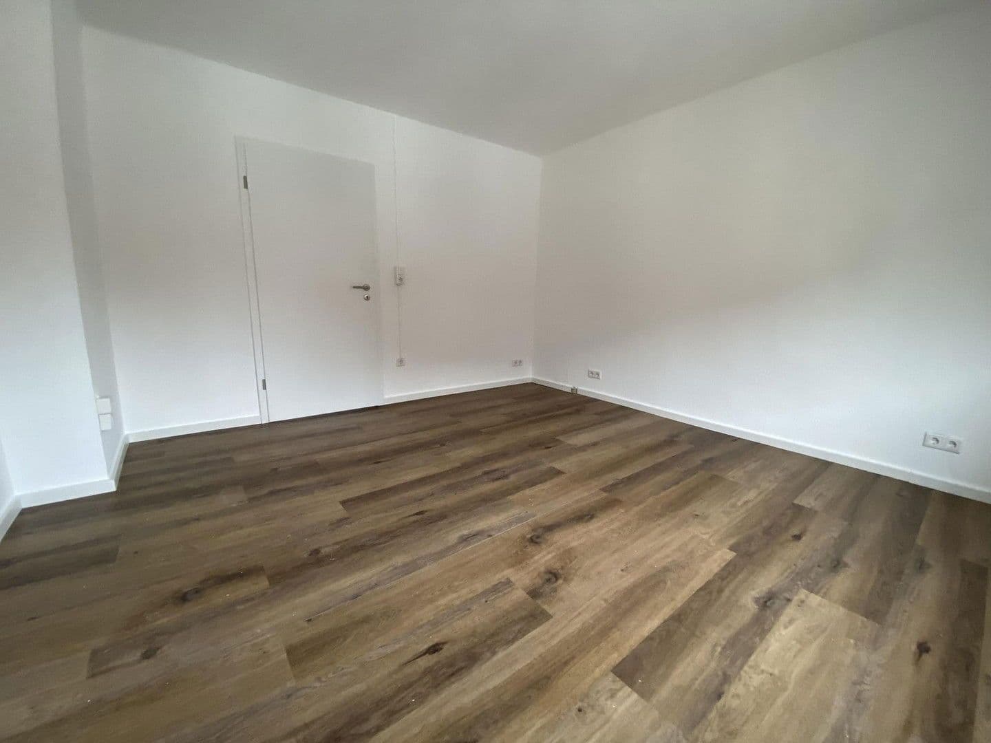 Pronájem bytu 3+1 63 m², Gabelsberger Straße 2, Aschaffenburg, Bavorsko Pronájem bytu 3+1 63 m², Gabelsberger Straße 2, Aschaffenburg, Bavorsko