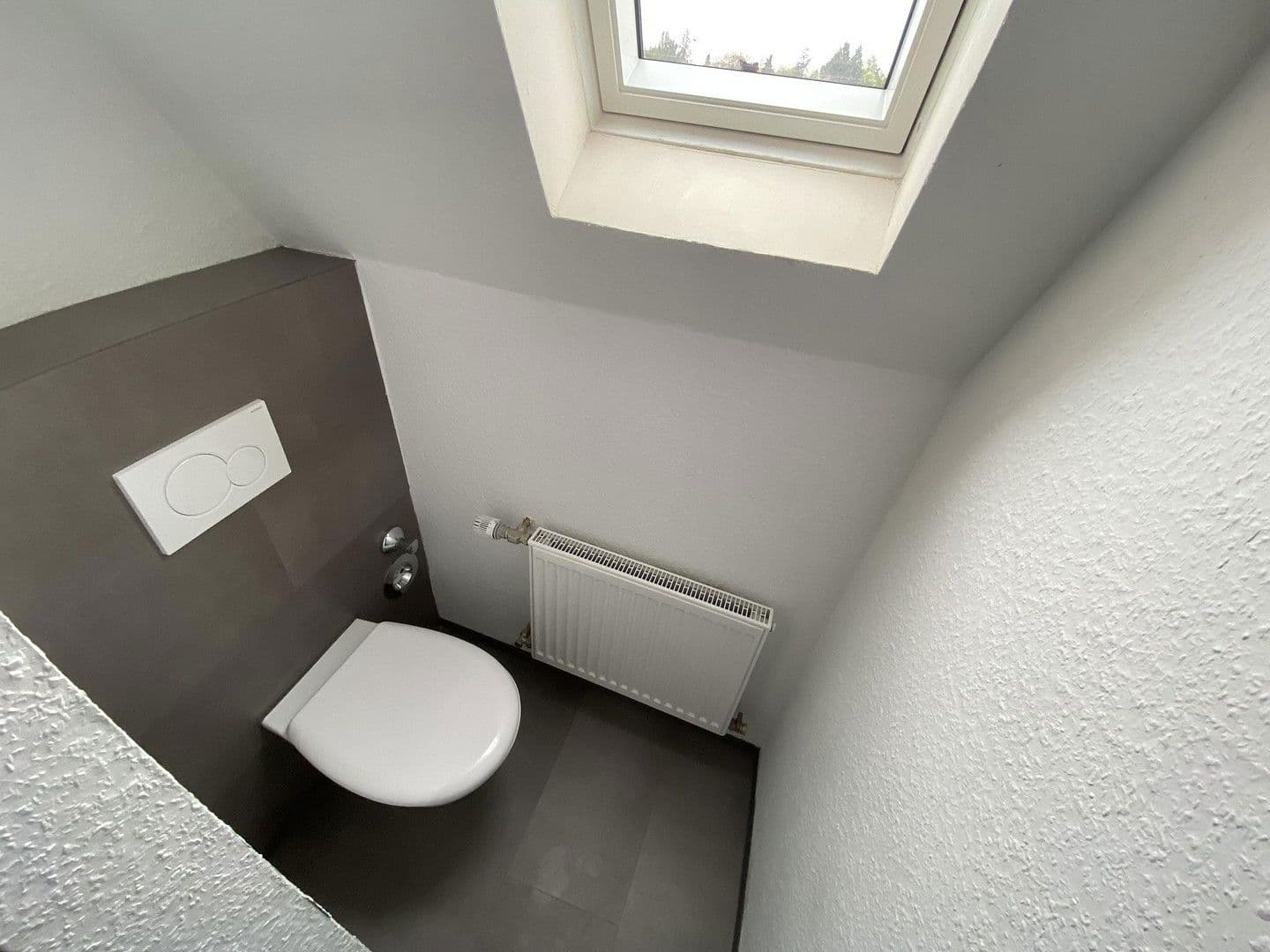 Pronájem bytu 3+1 63 m², Gabelsberger Straße 2, Aschaffenburg, Bavorsko Pronájem bytu 3+1 63 m², Gabelsberger Straße 2, Aschaffenburg, Bavorsko