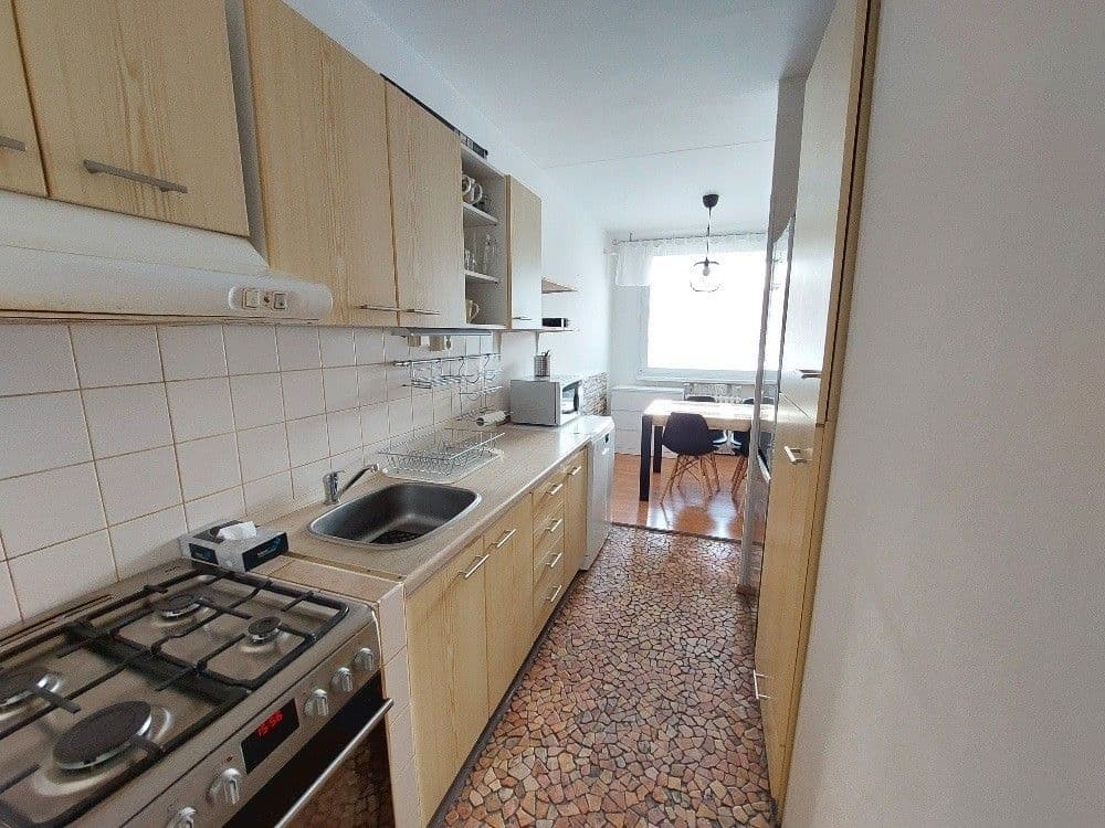 Prodej bytu 3+1 81 m², Nechvílova, Praha, Praha Prodej bytu 3+1 81 m², Nechvílova, Praha, Praha