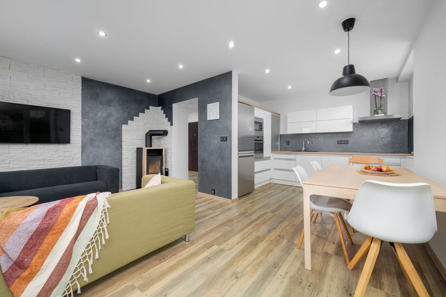 Prodej bytu 3+kk 96 m², Na Valech, Liberec, Liberecký kraj Prodej bytu 3+kk 96 m², Na Valech, Liberec, Liberecký kraj