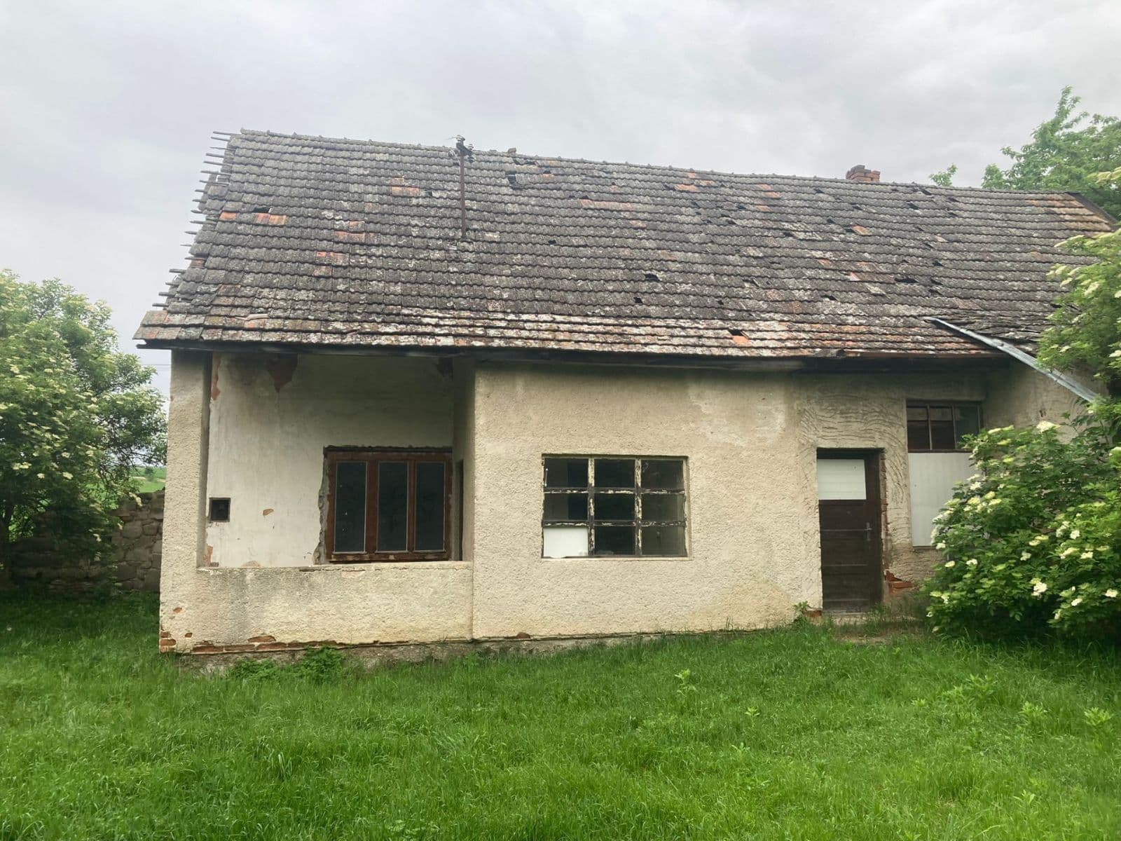 Prodej pozemku 1.030 m², Bánovce nad Bebravou, Trenčiansky kraj Prodej pozemku 1.030 m², Bánovce nad Bebravou, Trenčiansky kraj