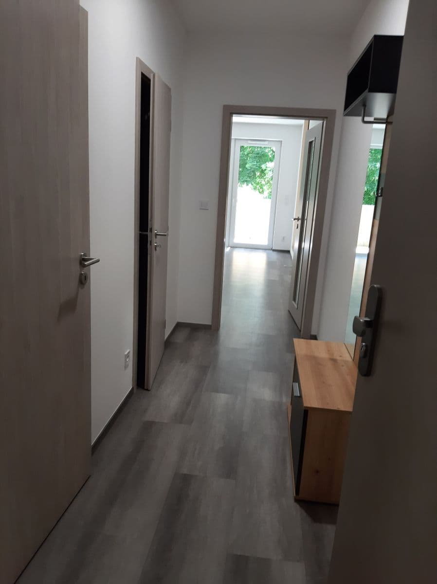 Pronájem bytu 1+kk 32 m², Frištenského, Olomouc, Olomoucký kraj Pronájem bytu 1+kk 32 m², Frištenského, Olomouc, Olomoucký kraj