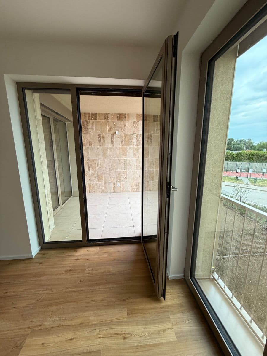 Pronájem bytu 2+kk 49 m², Dřevčická, Brandýs nad Labem-Stará Boleslav, Středočeský kraj Pronájem bytu 2+kk 49 m², Dřevčická, Brandýs nad Labem-Stará Boleslav, Středočeský kraj