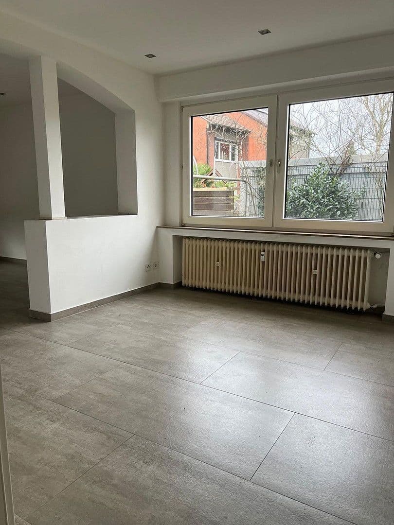 Prodej domu 190 m², pozemek 580 m², Herne, Severní Porýní-Vestfálsko Prodej domu 190 m², pozemek 580 m², Herne, Severní Porýní-Vestfálsko