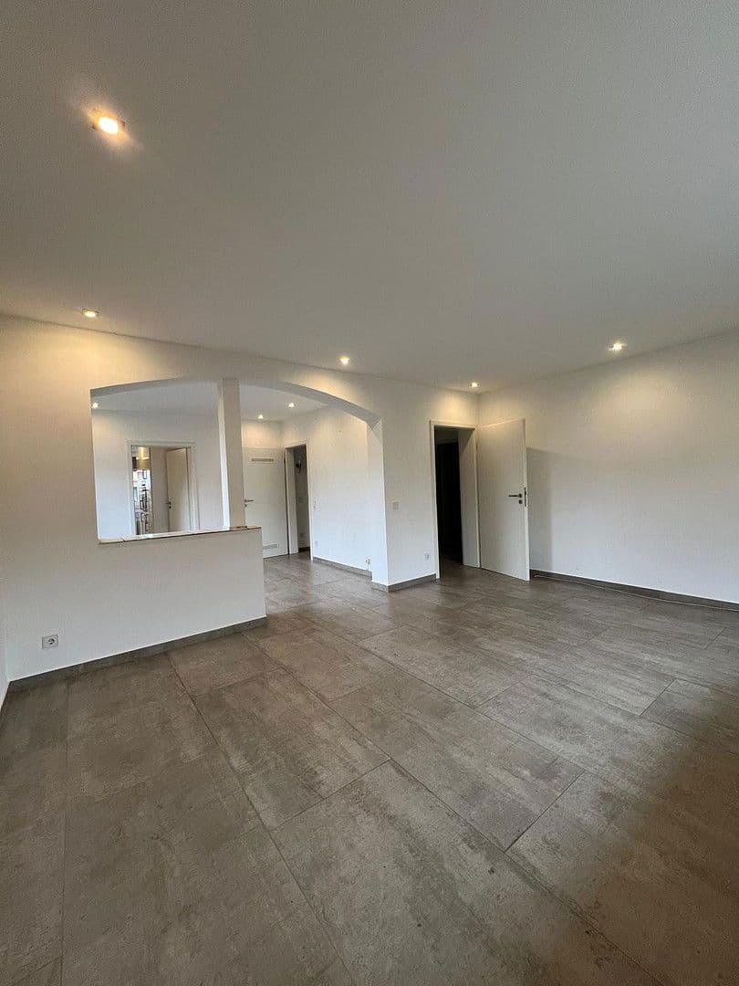 Prodej domu 190 m², pozemek 580 m², Herne, Severní Porýní-Vestfálsko Prodej domu 190 m², pozemek 580 m², Herne, Severní Porýní-Vestfálsko