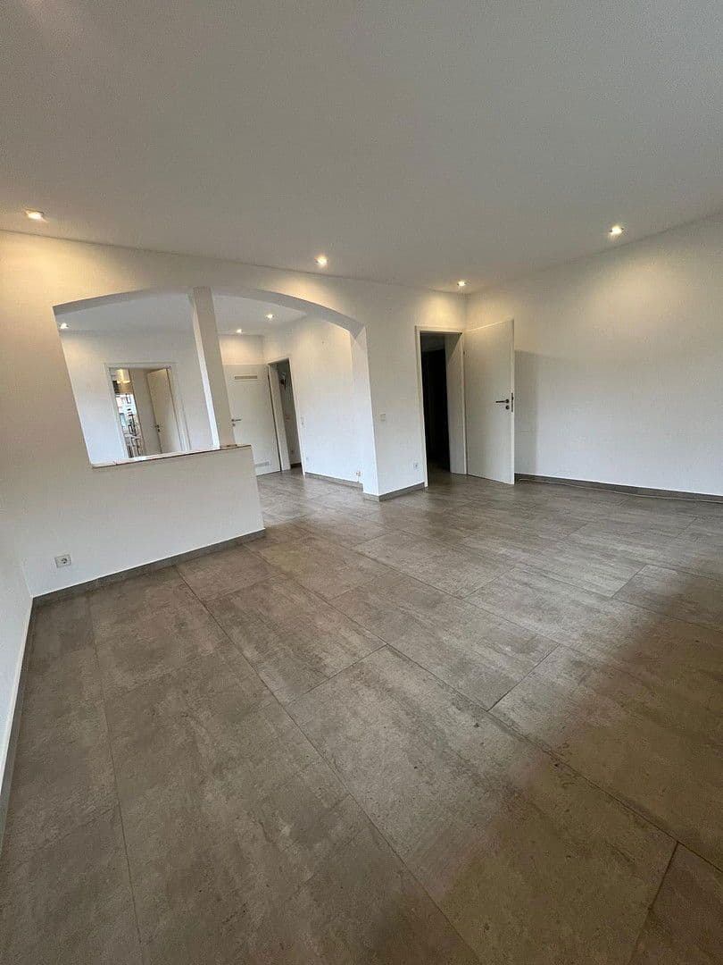 Prodej domu 190 m², pozemek 580 m², Herne, Severní Porýní-Vestfálsko Prodej domu 190 m², pozemek 580 m², Herne, Severní Porýní-Vestfálsko