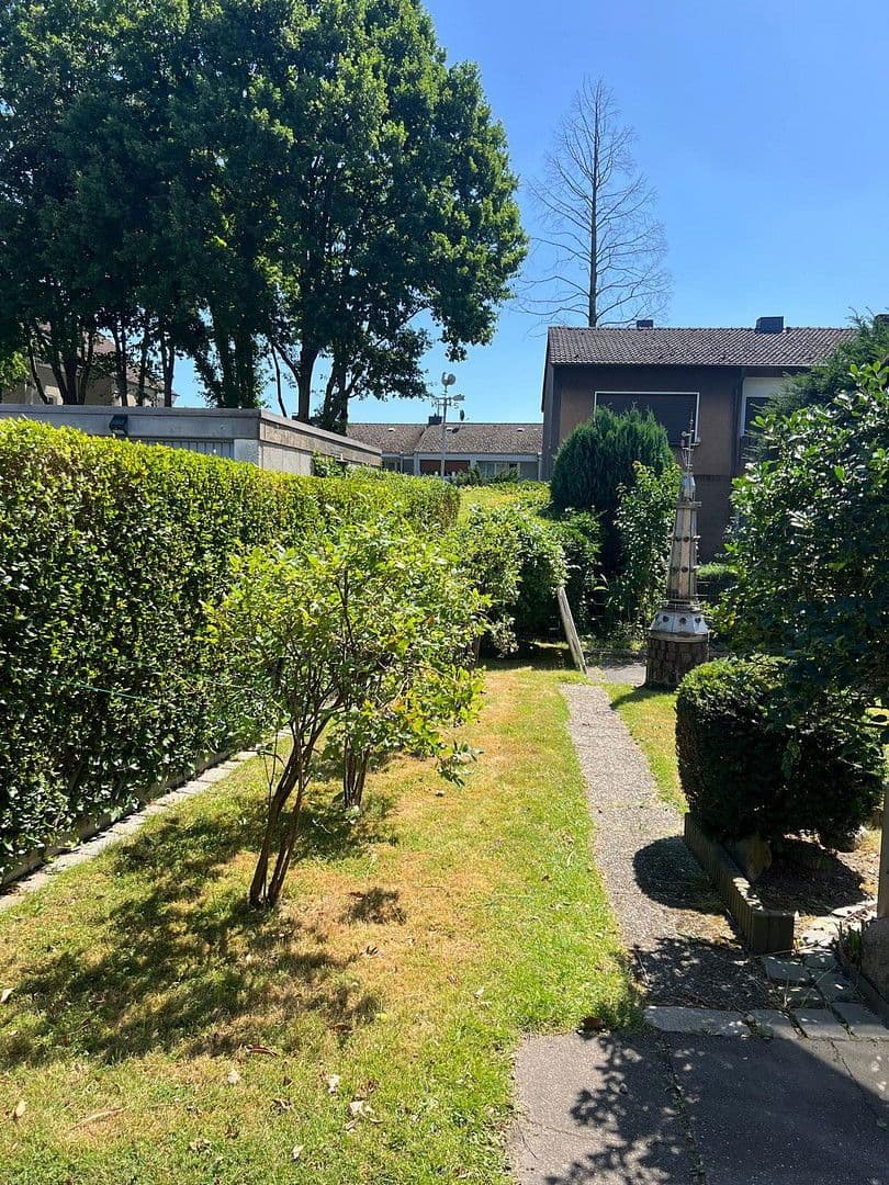 Prodej domu 190 m², pozemek 580 m², Herne, Severní Porýní-Vestfálsko Prodej domu 190 m², pozemek 580 m², Herne, Severní Porýní-Vestfálsko