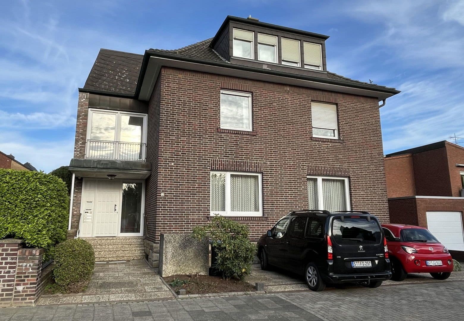 Prodej domu 230 m², pozemek 789 m², Greven, Severní Porýní-Vestfálsko Prodej domu 230 m², pozemek 789 m², Greven, Severní Porýní-Vestfálsko