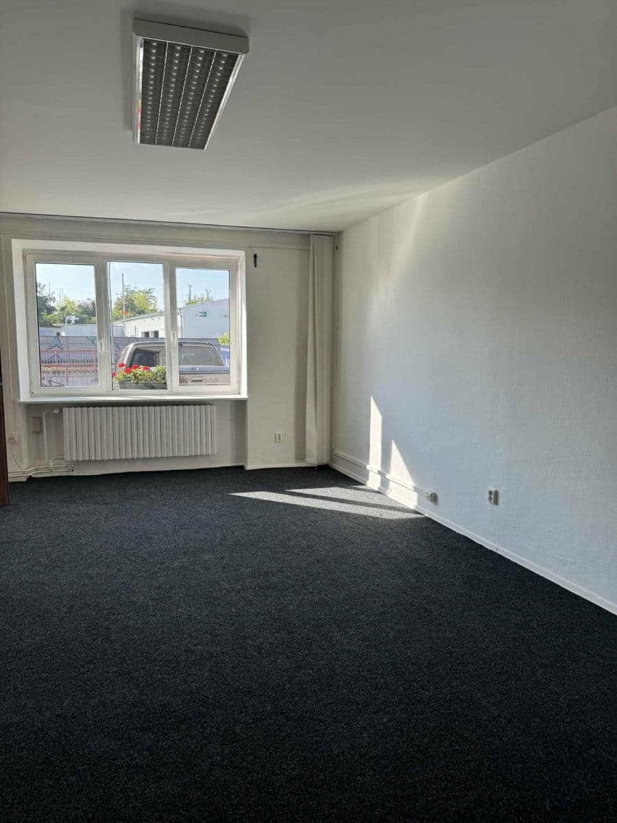Pronájem kanceláře 45 m², Sokolova, Brno, Jihomoravský kraj Pronájem kanceláře 45 m², Sokolova, Brno, Jihomoravský kraj