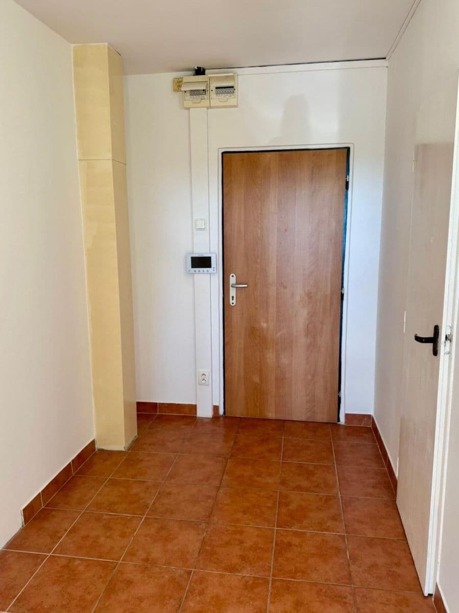 Prodej bytu 2+kk 43 m², Prosecká, Praha, Praha Prodej bytu 2+kk 43 m², Prosecká, Praha, Praha
