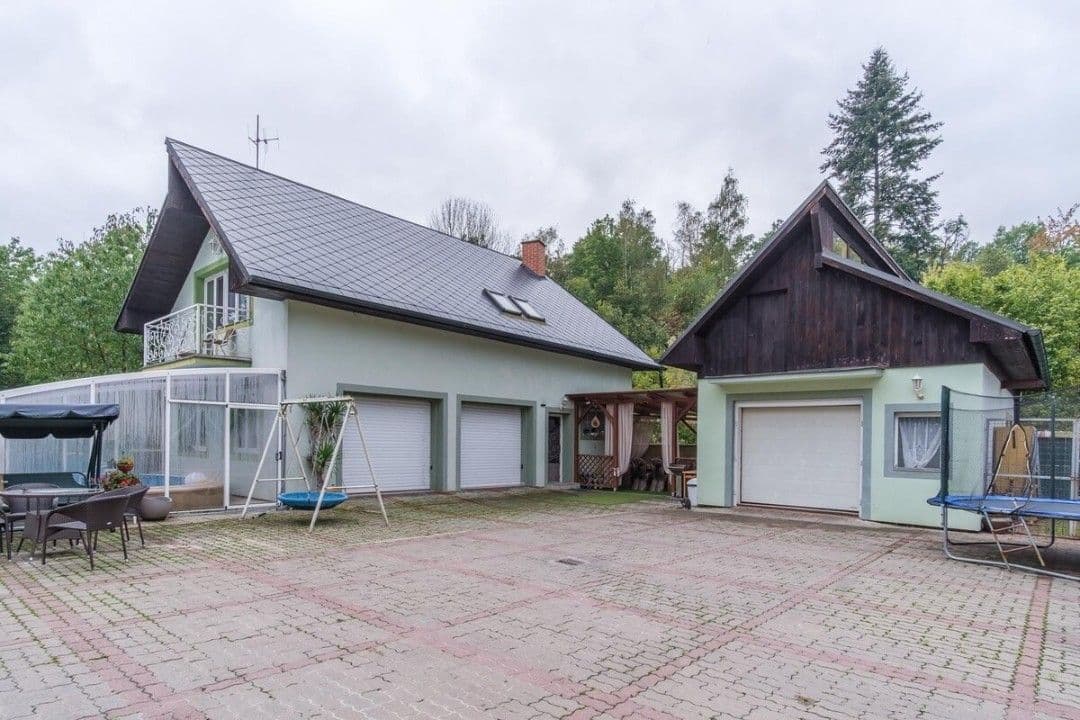 Prodej domu 440 m², pozemek 913 m², Údolní, Úštěk, Ústecký kraj Prodej domu 440 m², pozemek 913 m², Údolní, Úštěk, Ústecký kraj