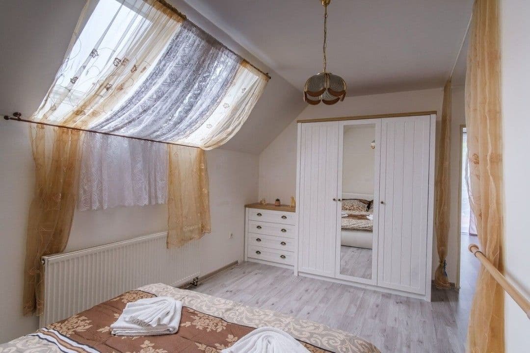 Prodej domu 440 m², pozemek 913 m², Údolní, Úštěk, Ústecký kraj Prodej domu 440 m², pozemek 913 m², Údolní, Úštěk, Ústecký kraj