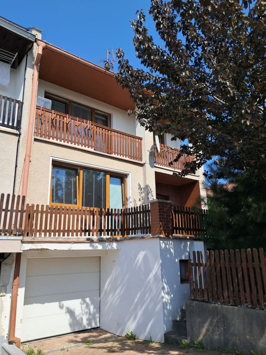 Pronájem domu 165 m², pozemek 341 m², Višňová, Nový Bor, Liberecký kraj Pronájem domu 165 m², pozemek 341 m², Višňová, Nový Bor, Liberecký kraj