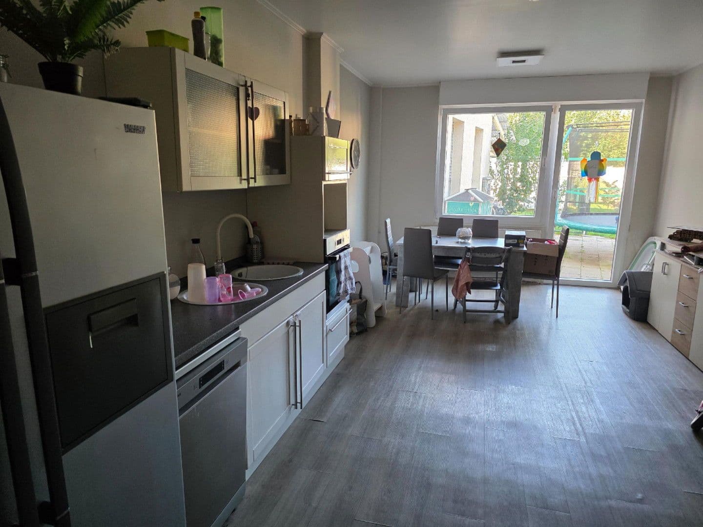 Prodej domu 310 m², pozemek 552 m², Süchtelner Straße 46, Viersen, Severní Porýní-Vestfálsko Prodej domu 310 m², pozemek 552 m², Süchtelner Straße 46, Viersen, Severní Porýní-Vestfálsko