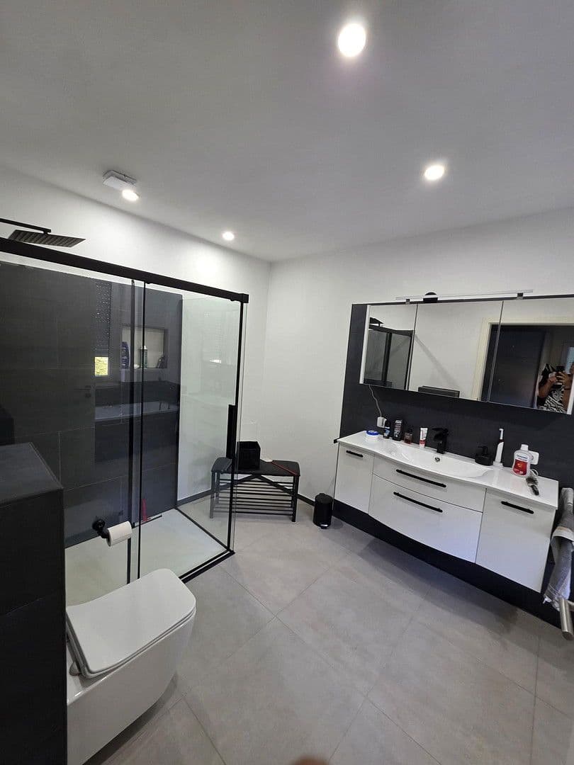 Prodej domu 310 m², pozemek 552 m², Süchtelner Straße 46, Viersen, Severní Porýní-Vestfálsko Prodej domu 310 m², pozemek 552 m², Süchtelner Straße 46, Viersen, Severní Porýní-Vestfálsko