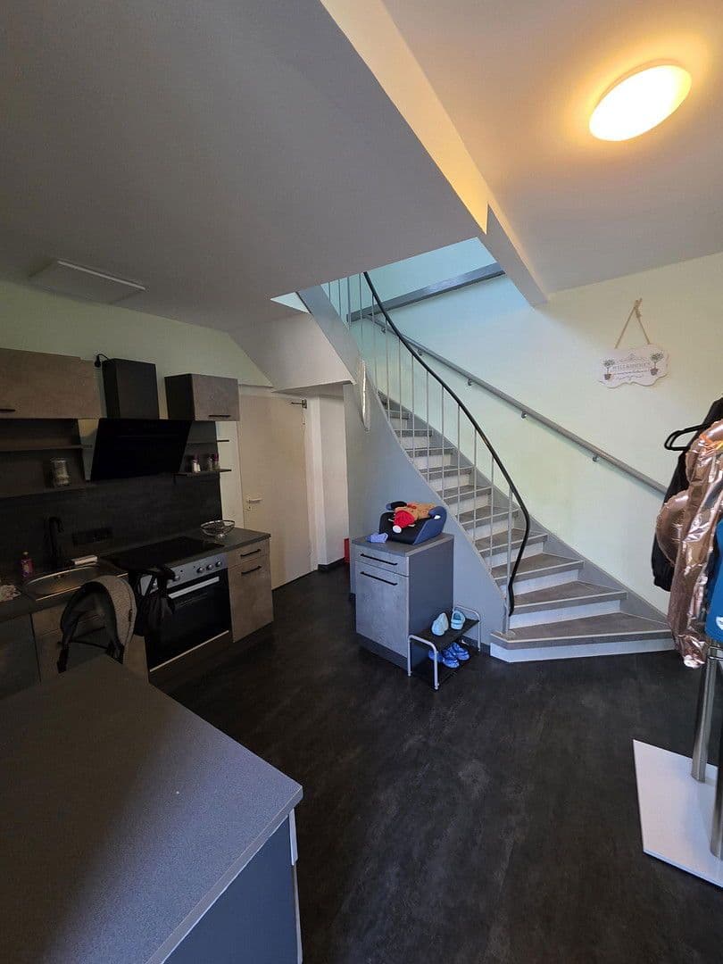 Prodej domu 310 m², pozemek 552 m², Süchtelner Straße 46, Viersen, Severní Porýní-Vestfálsko Prodej domu 310 m², pozemek 552 m², Süchtelner Straße 46, Viersen, Severní Porýní-Vestfálsko