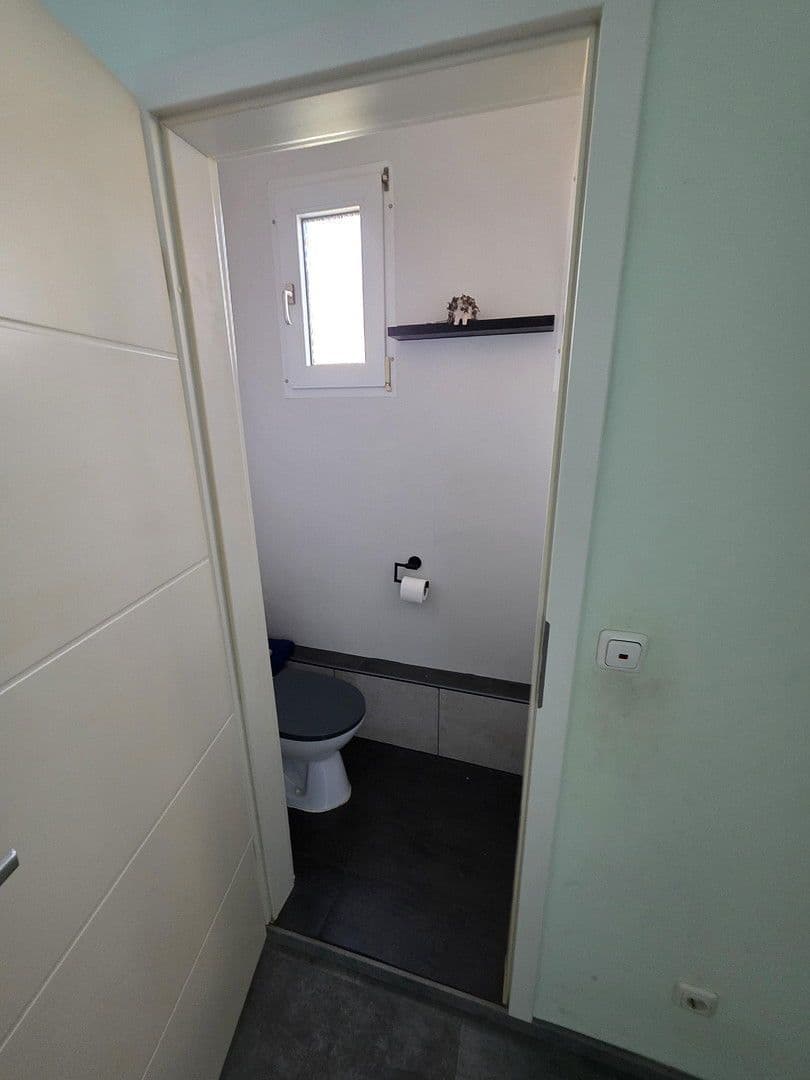 Prodej domu 310 m², pozemek 552 m², Süchtelner Straße 46, Viersen, Severní Porýní-Vestfálsko Prodej domu 310 m², pozemek 552 m², Süchtelner Straße 46, Viersen, Severní Porýní-Vestfálsko