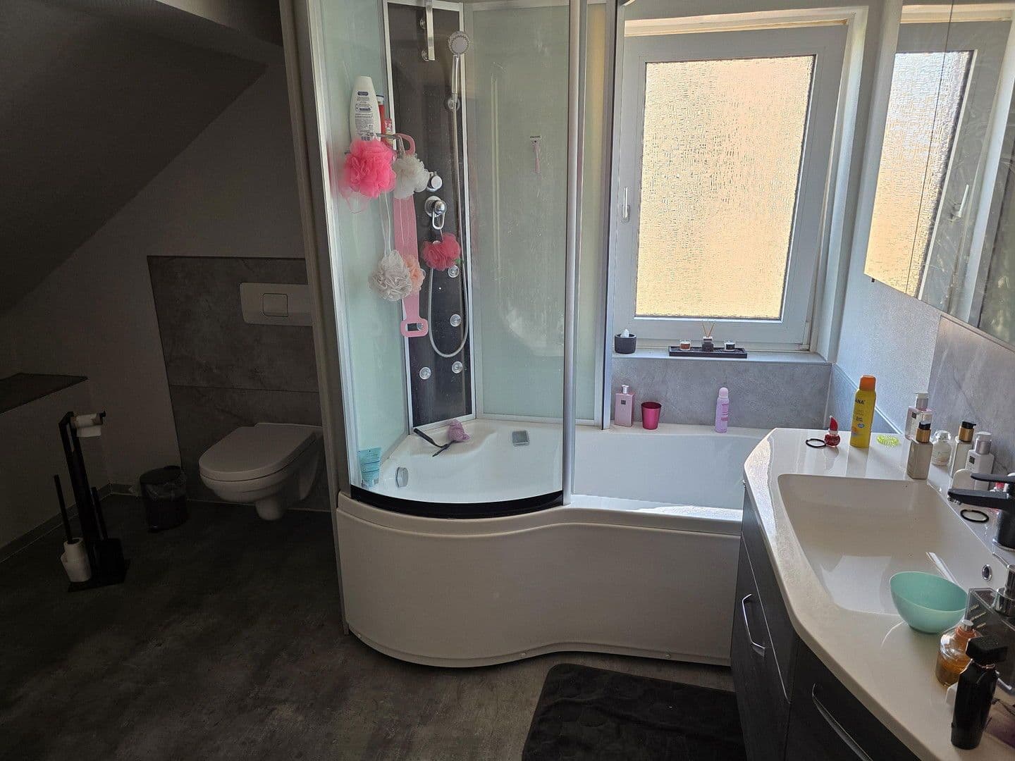 Prodej domu 310 m², pozemek 552 m², Süchtelner Straße 46, Viersen, Severní Porýní-Vestfálsko Prodej domu 310 m², pozemek 552 m², Süchtelner Straße 46, Viersen, Severní Porýní-Vestfálsko