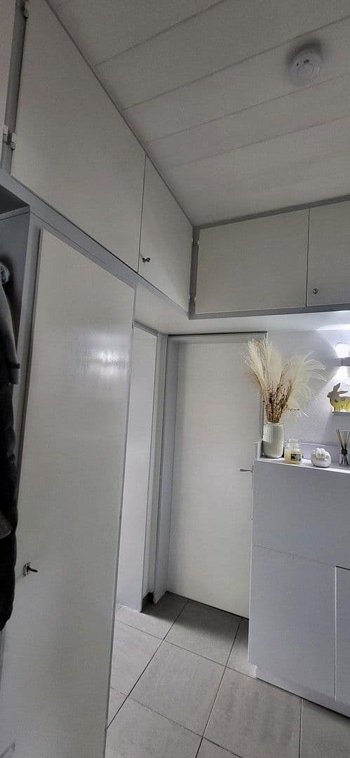 Prodej domu 175 m², pozemek 803 m², Solingen, Severní Porýní-Vestfálsko Prodej domu 175 m², pozemek 803 m², Solingen, Severní Porýní-Vestfálsko