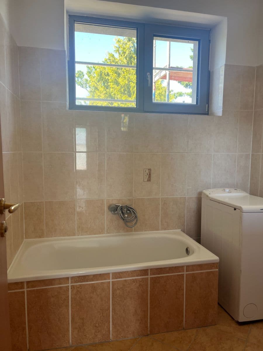 Pronájem bytu 3+1 115 m², Alojzov, Olomoucký kraj Pronájem bytu 3+1 115 m², Alojzov, Olomoucký kraj