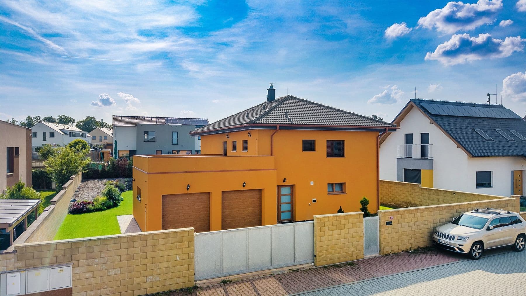 Prodej domu 229 m², pozemek 834 m², U Skalky, Veleň, Středočeský kraj Prodej domu 229 m², pozemek 834 m², U Skalky, Veleň, Středočeský kraj