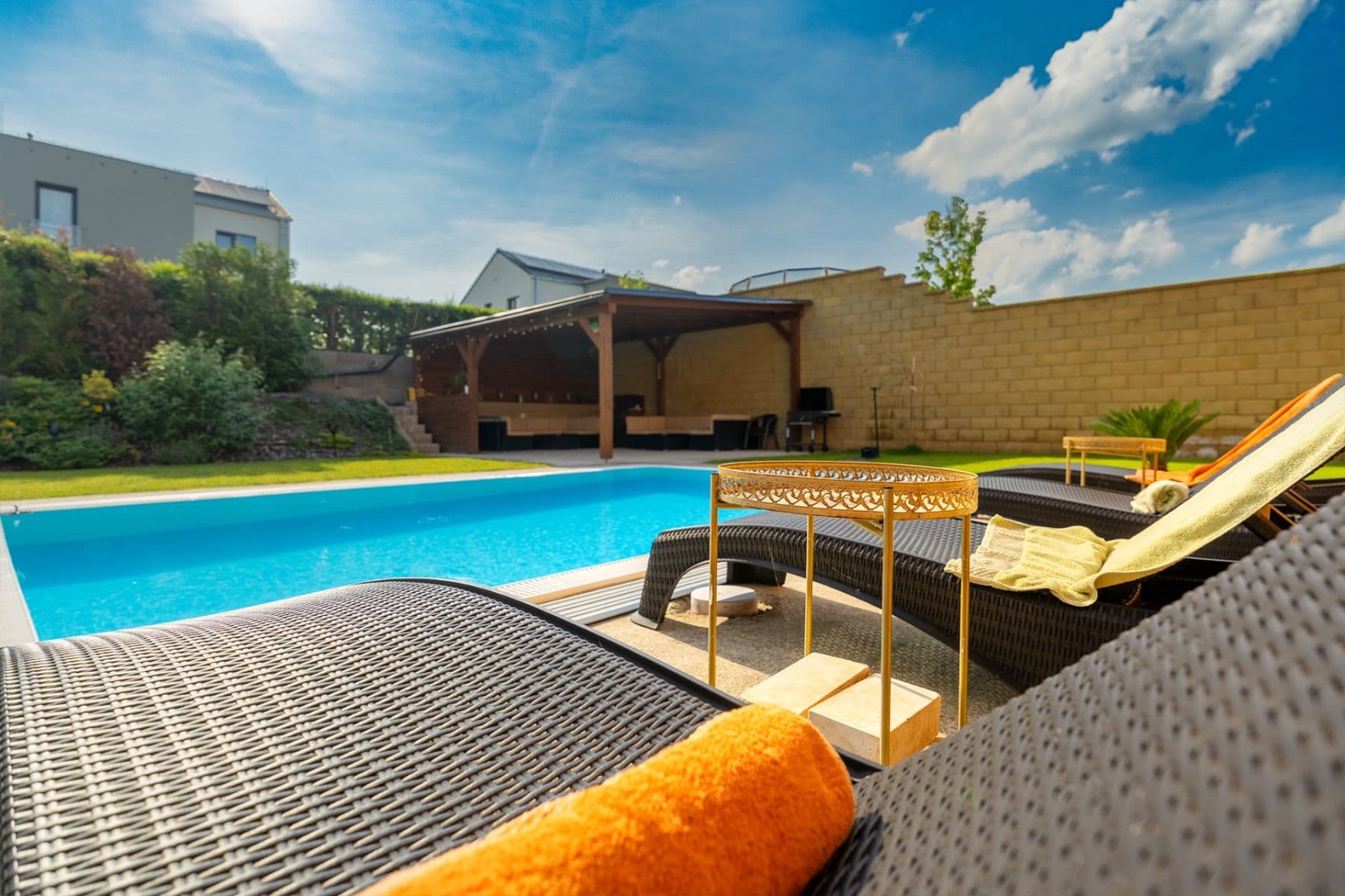 Prodej domu 229 m², pozemek 834 m², U Skalky, Veleň, Středočeský kraj Prodej domu 229 m², pozemek 834 m², U Skalky, Veleň, Středočeský kraj