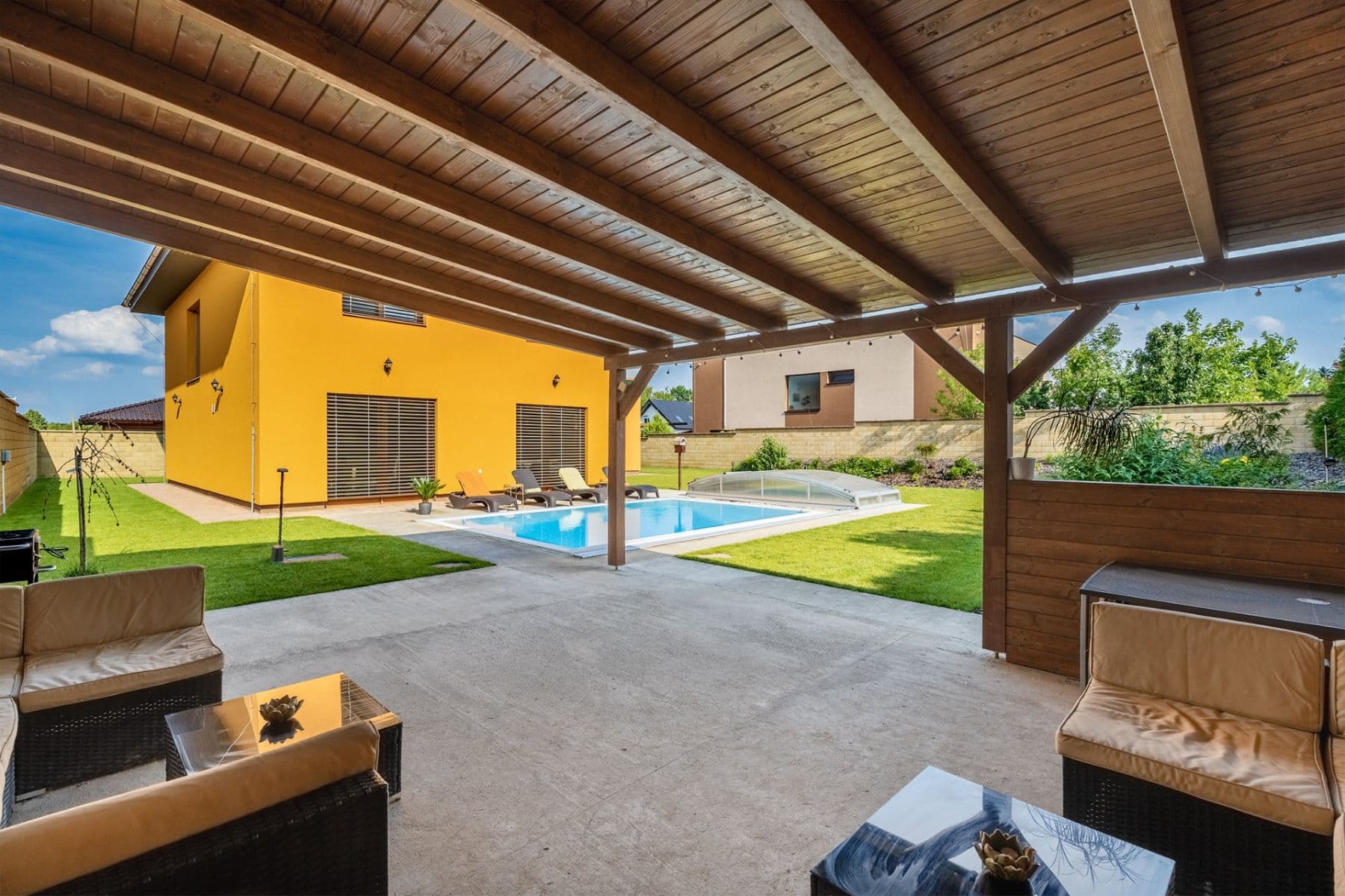 Prodej domu 229 m², pozemek 834 m², U Skalky, Veleň, Středočeský kraj Prodej domu 229 m², pozemek 834 m², U Skalky, Veleň, Středočeský kraj