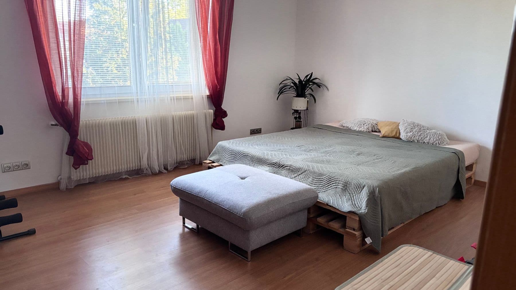 Prodej domu 222 m², pozemek 1.115 m², Oslov, Jihočeský kraj Prodej domu 222 m², pozemek 1.115 m², Oslov, Jihočeský kraj
