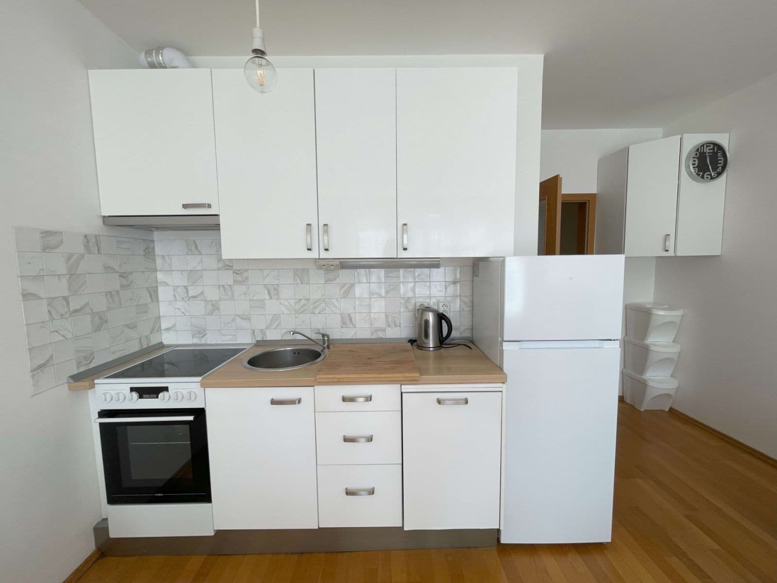 Pronájem bytu 1+kk 34 m², Počernická, Praha, Praha Pronájem bytu 1+kk 34 m², Počernická, Praha, Praha
