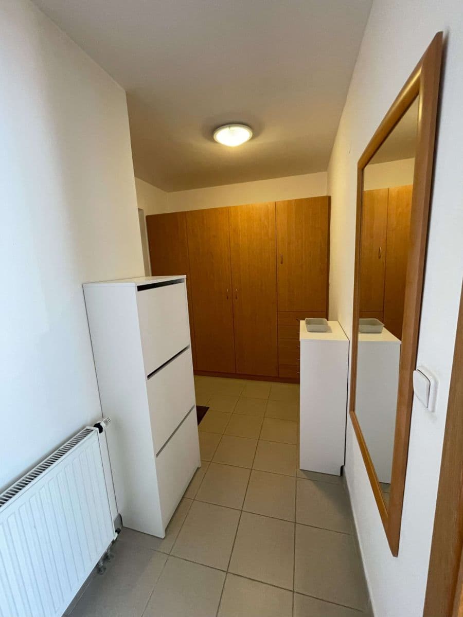 Pronájem bytu 1+kk 34 m², Počernická, Praha, Praha Pronájem bytu 1+kk 34 m², Počernická, Praha, Praha