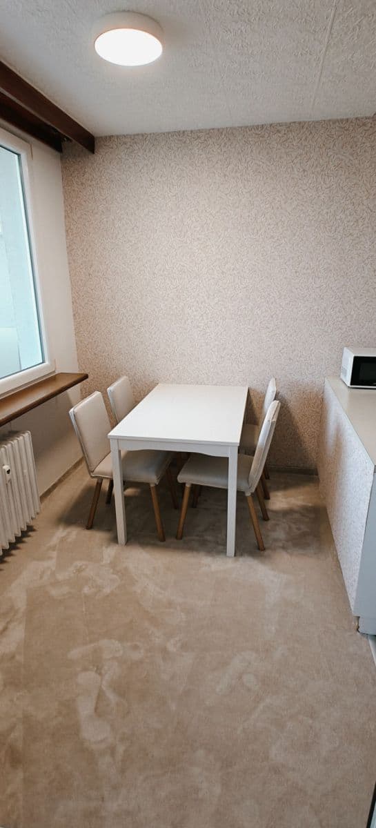 Pronájem bytu 3+1 70 m², Horáčkova, Praha, Praha Pronájem bytu 3+1 70 m², Horáčkova, Praha, Praha