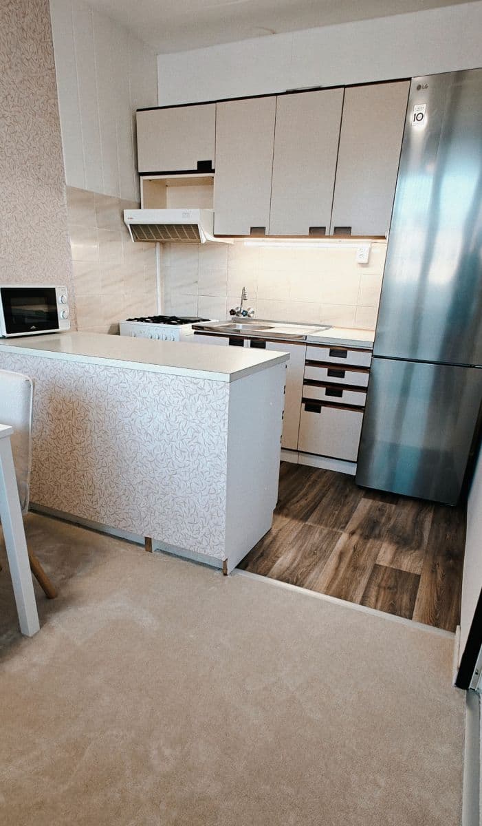 Pronájem bytu 3+1 70 m², Horáčkova, Praha, Praha Pronájem bytu 3+1 70 m², Horáčkova, Praha, Praha