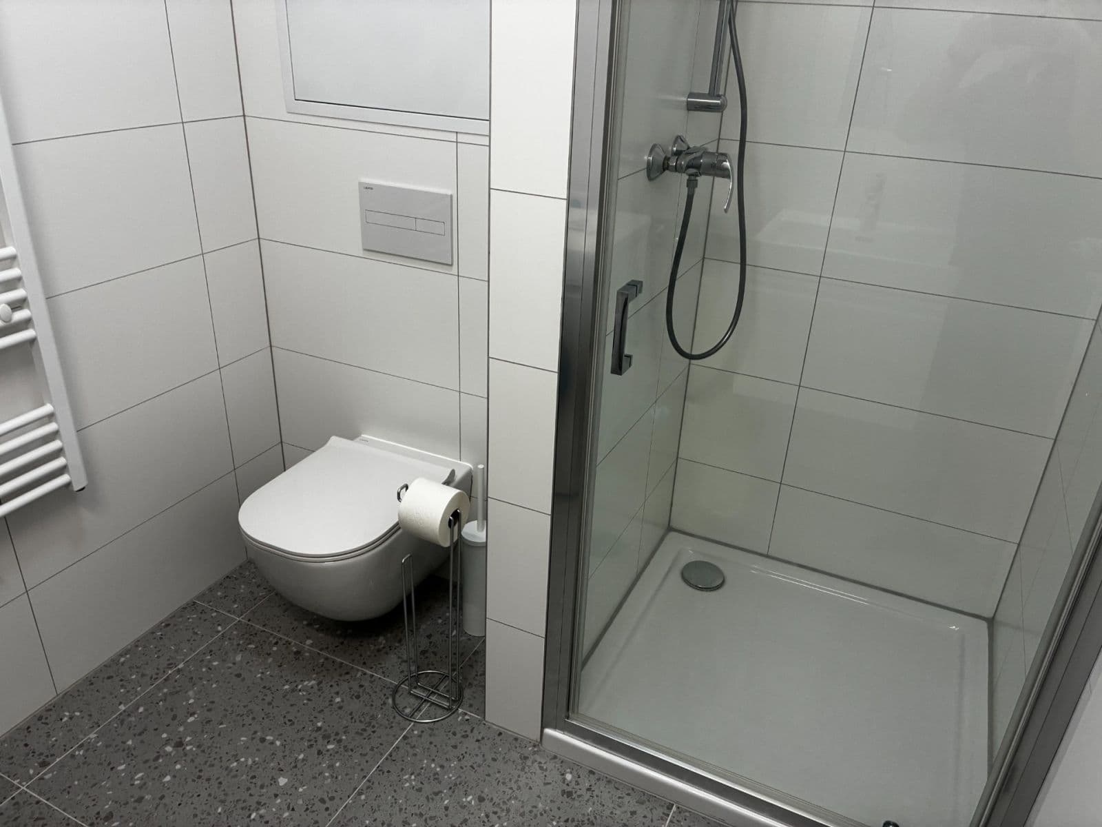 Pronájem bytu 1+1 38 m², Vrbenského, Rača, Bratislavský kraj Pronájem bytu 1+1 38 m², Vrbenského, Rača, Bratislavský kraj