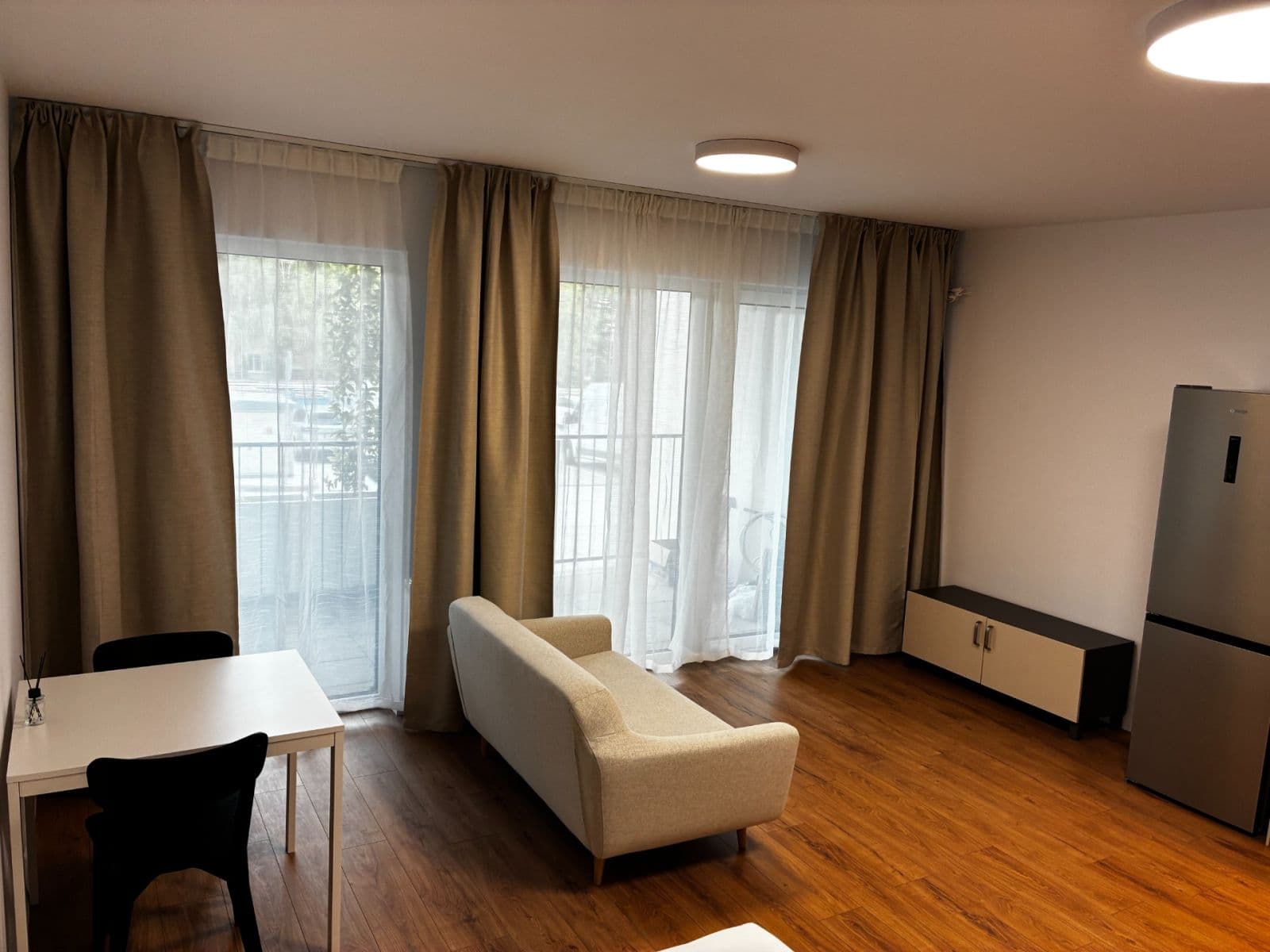 Pronájem bytu 1+1 38 m², Vrbenského, Rača, Bratislavský kraj Pronájem bytu 1+1 38 m², Vrbenského, Rača, Bratislavský kraj