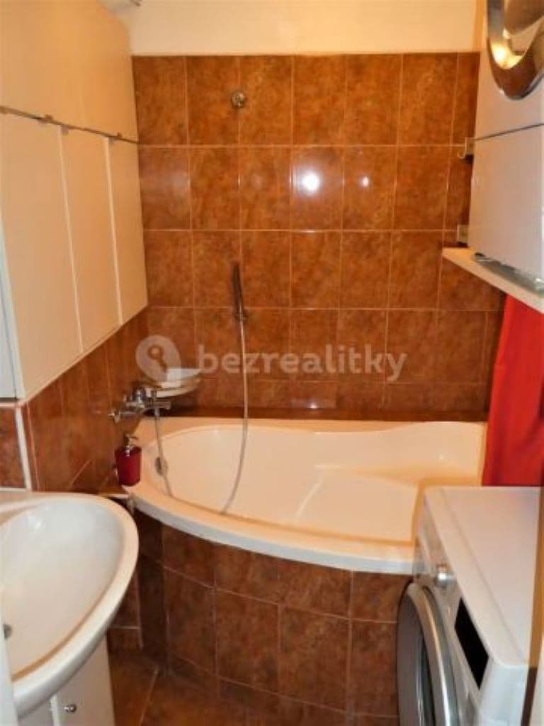 Pronájem bytu 3+1 75 m², Lešenská, Praha, Praha Pronájem bytu 3+1 75 m², Lešenská, Praha, Praha