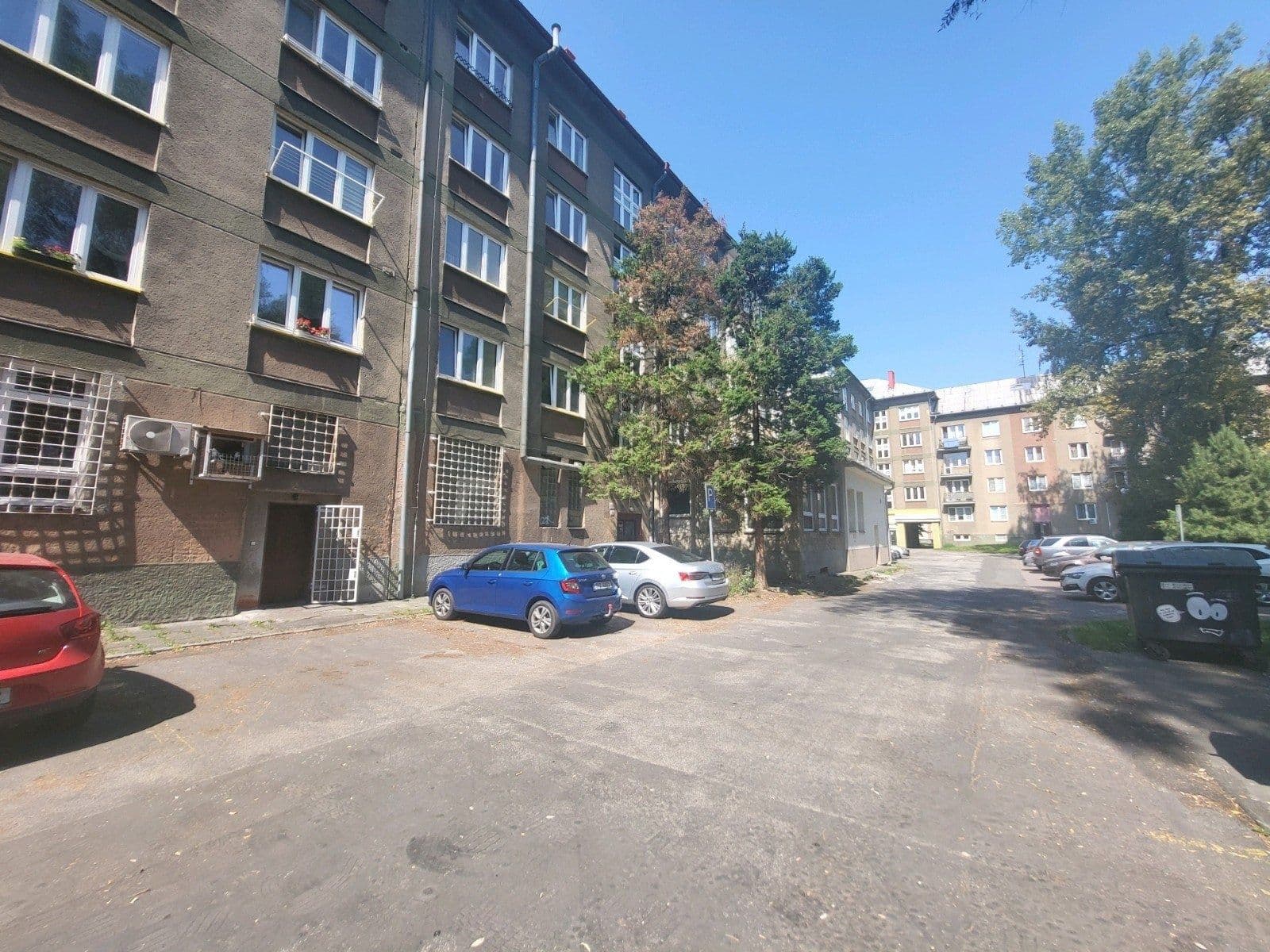 Pronájem bytu 4+1 93 m², tř. Osvobození, Karviná, Moravskoslezský kraj Pronájem bytu 4+1 93 m², tř. Osvobození, Karviná, Moravskoslezský kraj