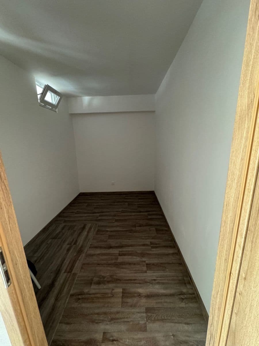 Pronájem bytu 2+kk 41 m², Nová Pražská, Benešov, Středočeský kraj Pronájem bytu 2+kk 41 m², Nová Pražská, Benešov, Středočeský kraj