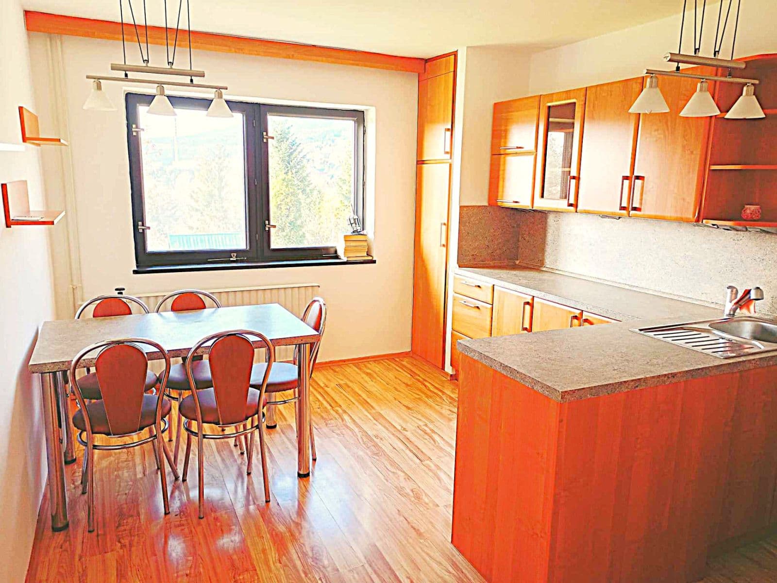 Prodej domu 260 m², pozemek 1.263 m², Zásada, Liberecký kraj Prodej domu 260 m², pozemek 1.263 m², Zásada, Liberecký kraj