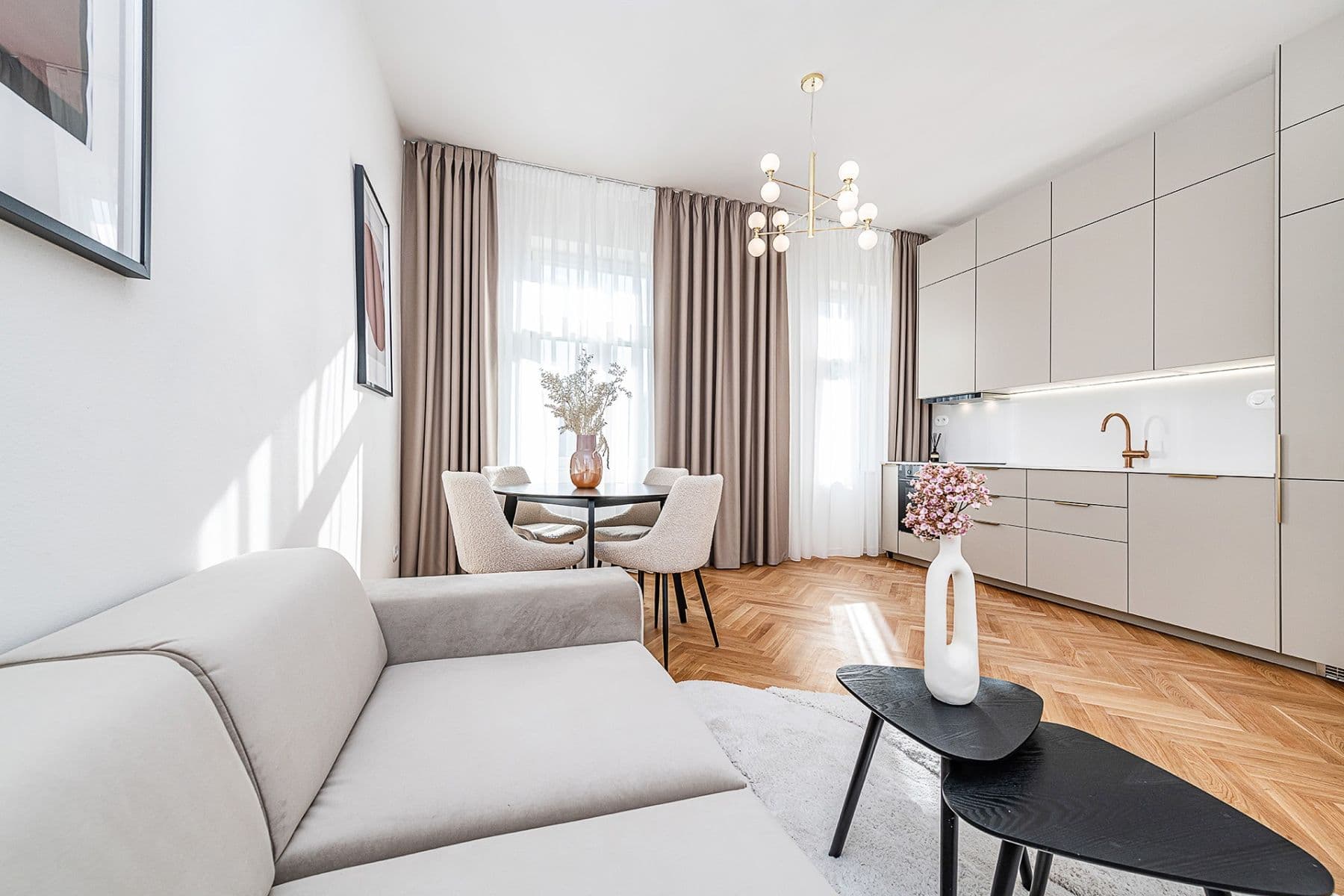 Prodej bytu 2+kk 63 m², Chodská, Praha, Praha Prodej bytu 2+kk 63 m², Chodská, Praha, Praha