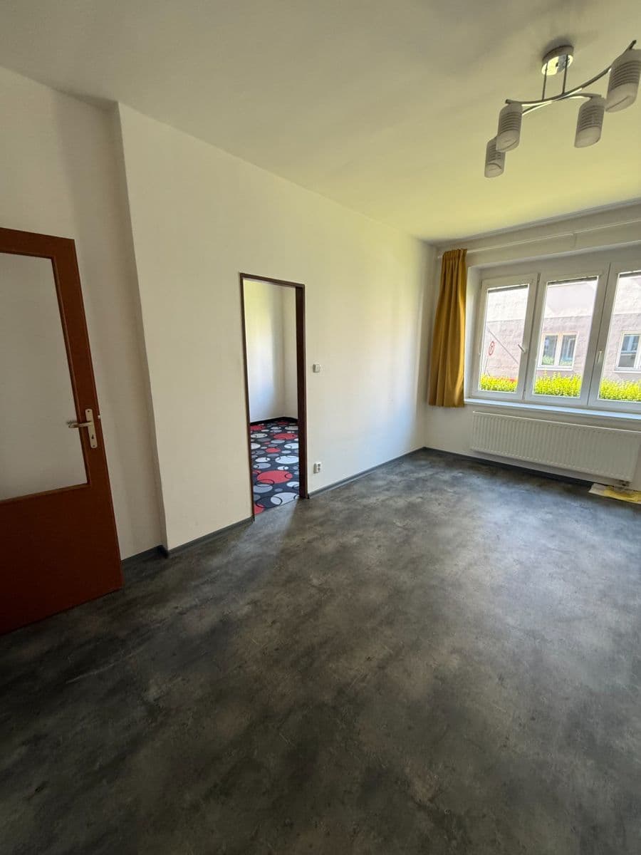 Pronájem bytu 2+1 43 m², U Svépomoci, Praha, Praha Pronájem bytu 2+1 43 m², U Svépomoci, Praha, Praha