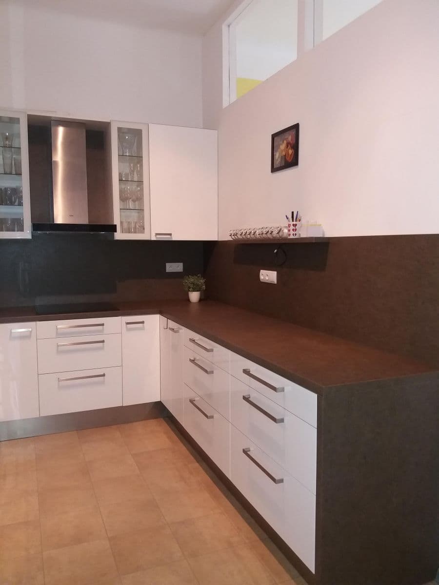 Pronájem bytu 3+1 80 m², Seifertova, Praha, Praha Pronájem bytu 3+1 80 m², Seifertova, Praha, Praha