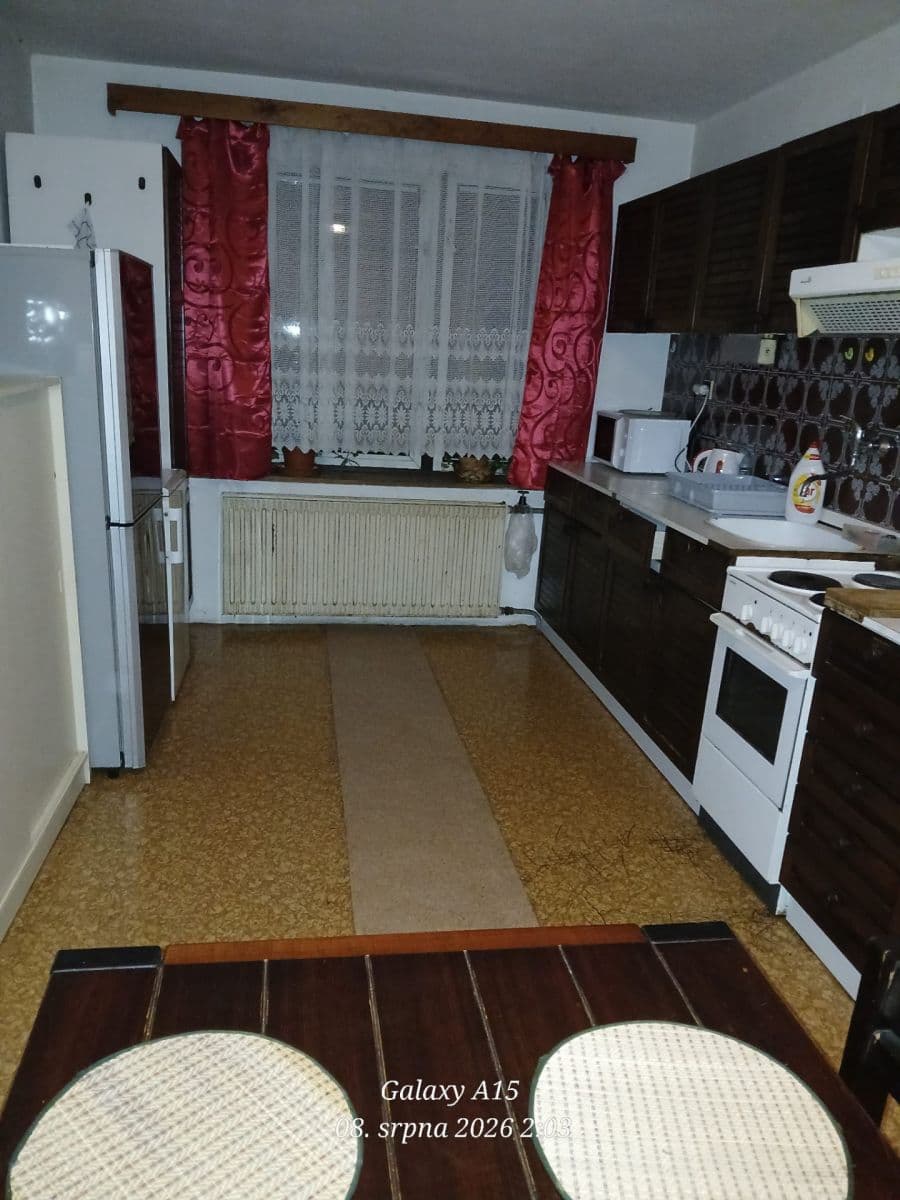 Pronájem bytu 1+kk 20 m², Příčná, Přelouč, Pardubický kraj Pronájem bytu 1+kk 20 m², Příčná, Přelouč, Pardubický kraj